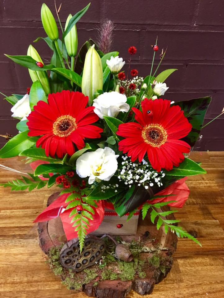 Newcastle Posy Company | florist | 64 Orchardtown Rd, New Lambton NSW 2795, Australia | 0249523888 OR +61 2 4952 3888