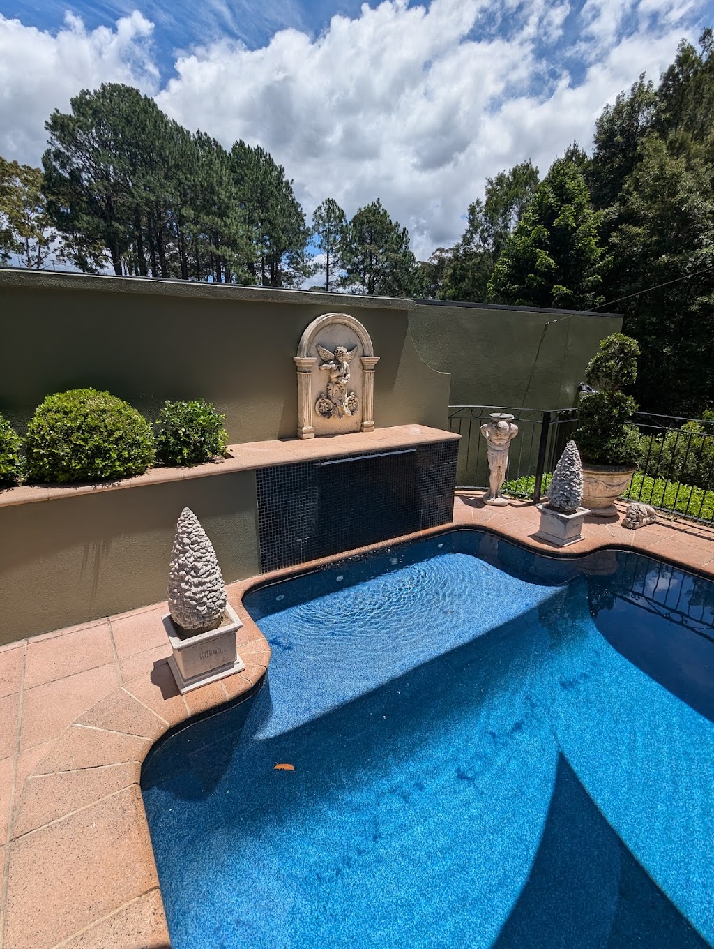 TG Painting & Decorating | Bay Rd, Toowoon Bay NSW 2261, Australia | Phone: 0411 965 895