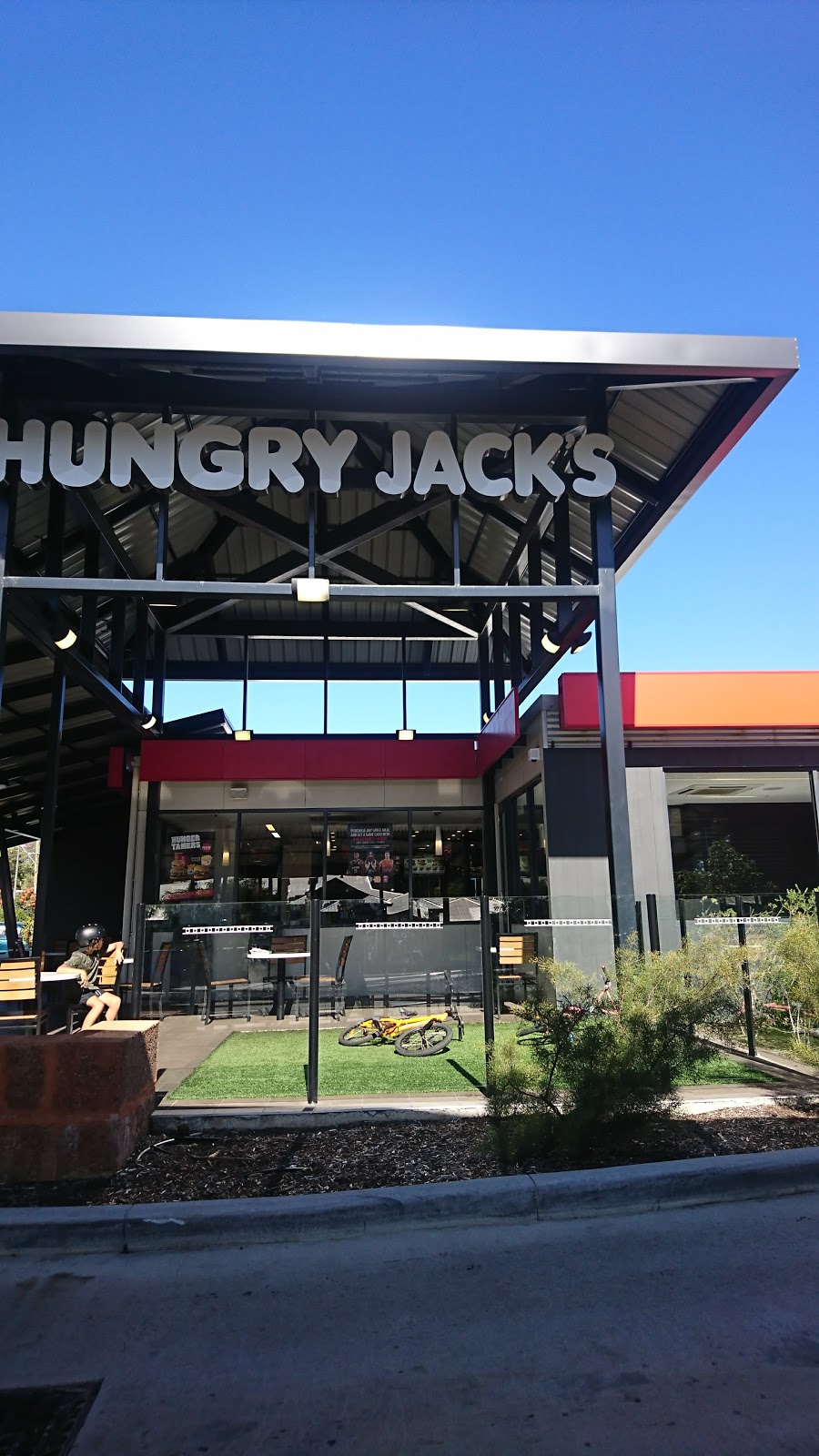 Hungry Jacks | restaurant | 1 Beenyup Rd, Byford WA 6122, Australia | 0895268676 OR +61 8 9526 8676