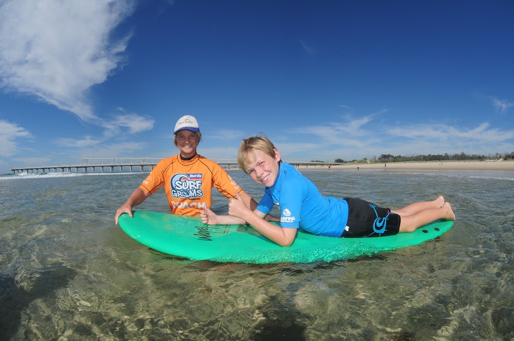 Get Wet (Stand up Paddle Boarding) | 35 Pine Ave, Surfers Paradise QLD 4217, Australia | Phone: 1800 438 938