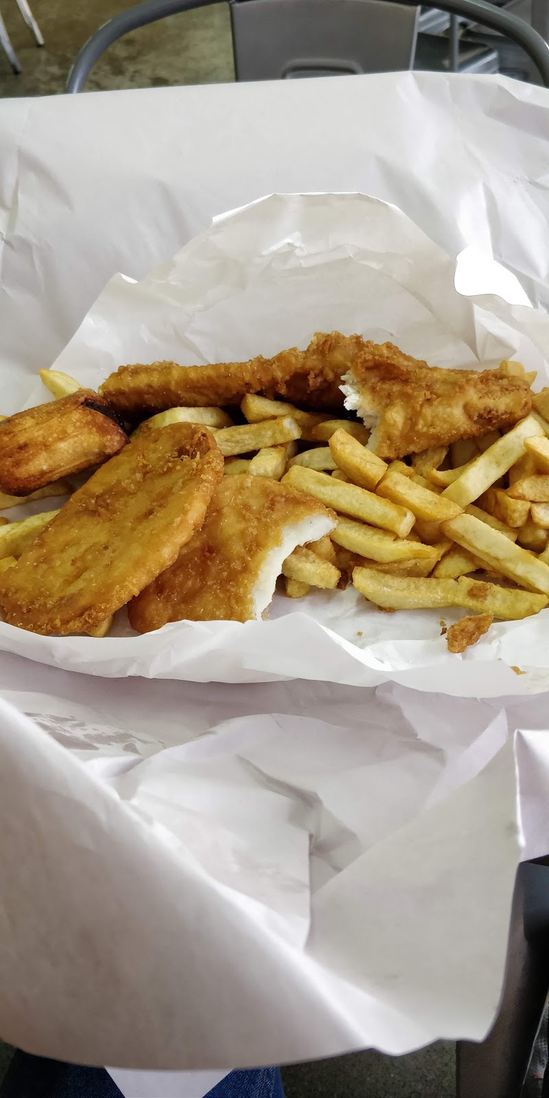 Effies Fish and Chips | 4 Kilvington Dr, Emerald VIC 3782, Australia | Phone: (03) 5968 4447