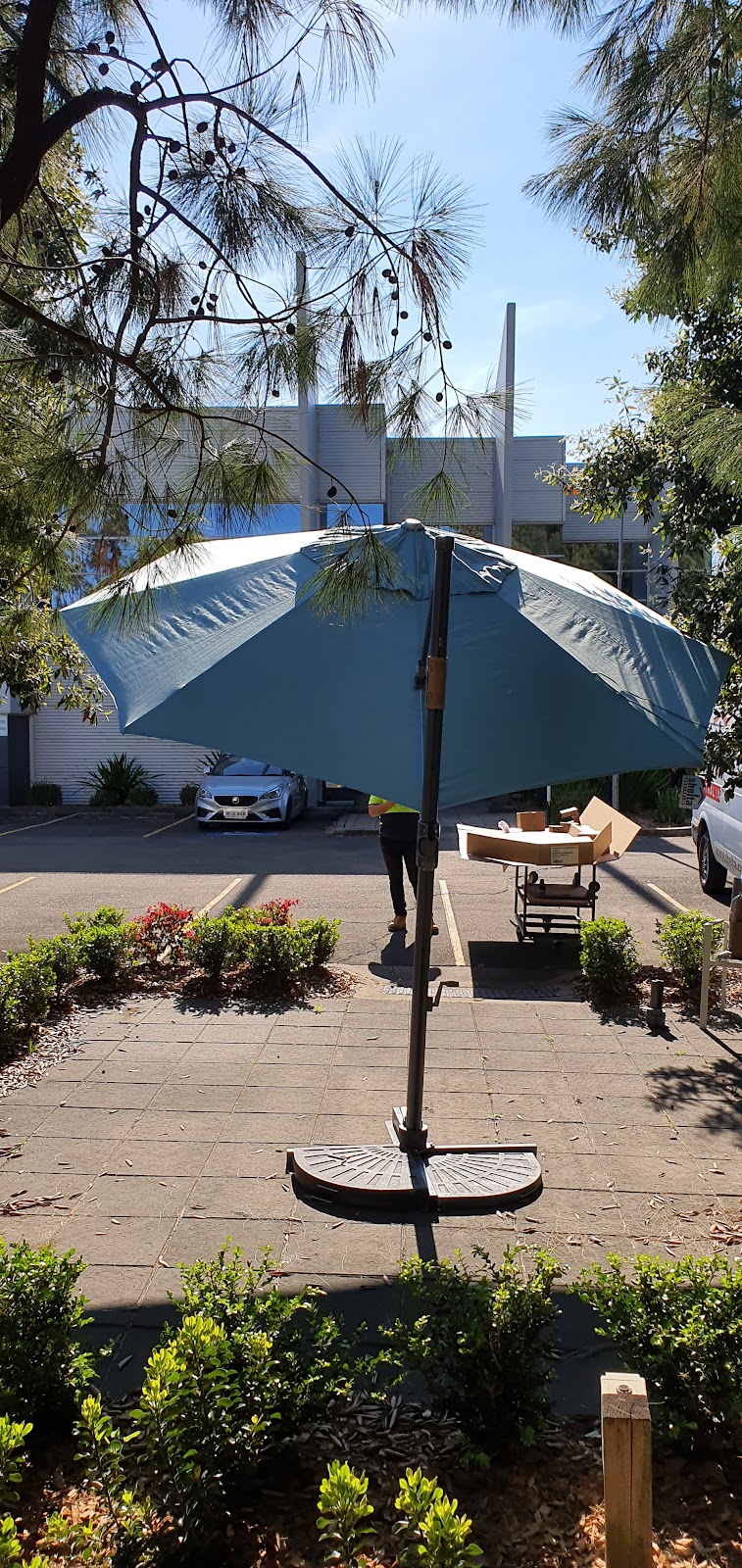 Shelta Umbrellas | 4/1 Foundation Pl, Pemulwuy NSW 2145, Australia | Phone: 1300 137 763