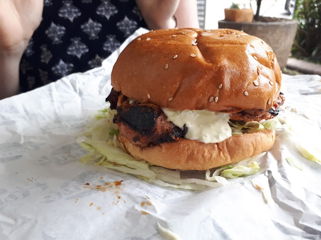 Burger Hounds | 1 Redleaf Ave, Wahroonga NSW 2076, Australia | Phone: (02) 9487 1886