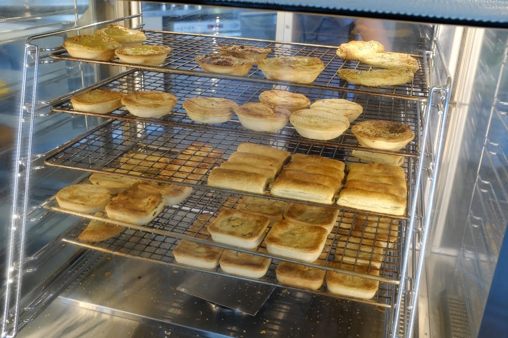 Phillip Island Bakery | 57-59 Thompson Ave, Cowes VIC 3922, Australia | Phone: (03) 5952 2027