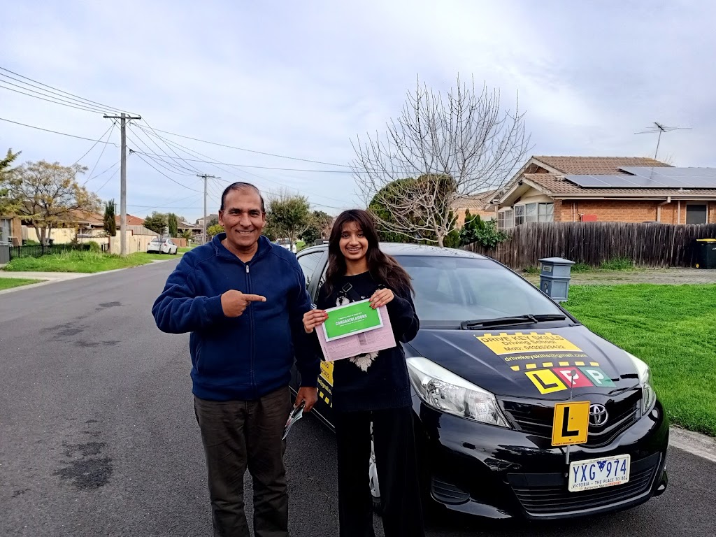 DRIVE KEY SKILLS DRIVING SCHOOL | 23 Trent Cl, Werribee VIC 3030, Australia | Phone: 0432 523 422