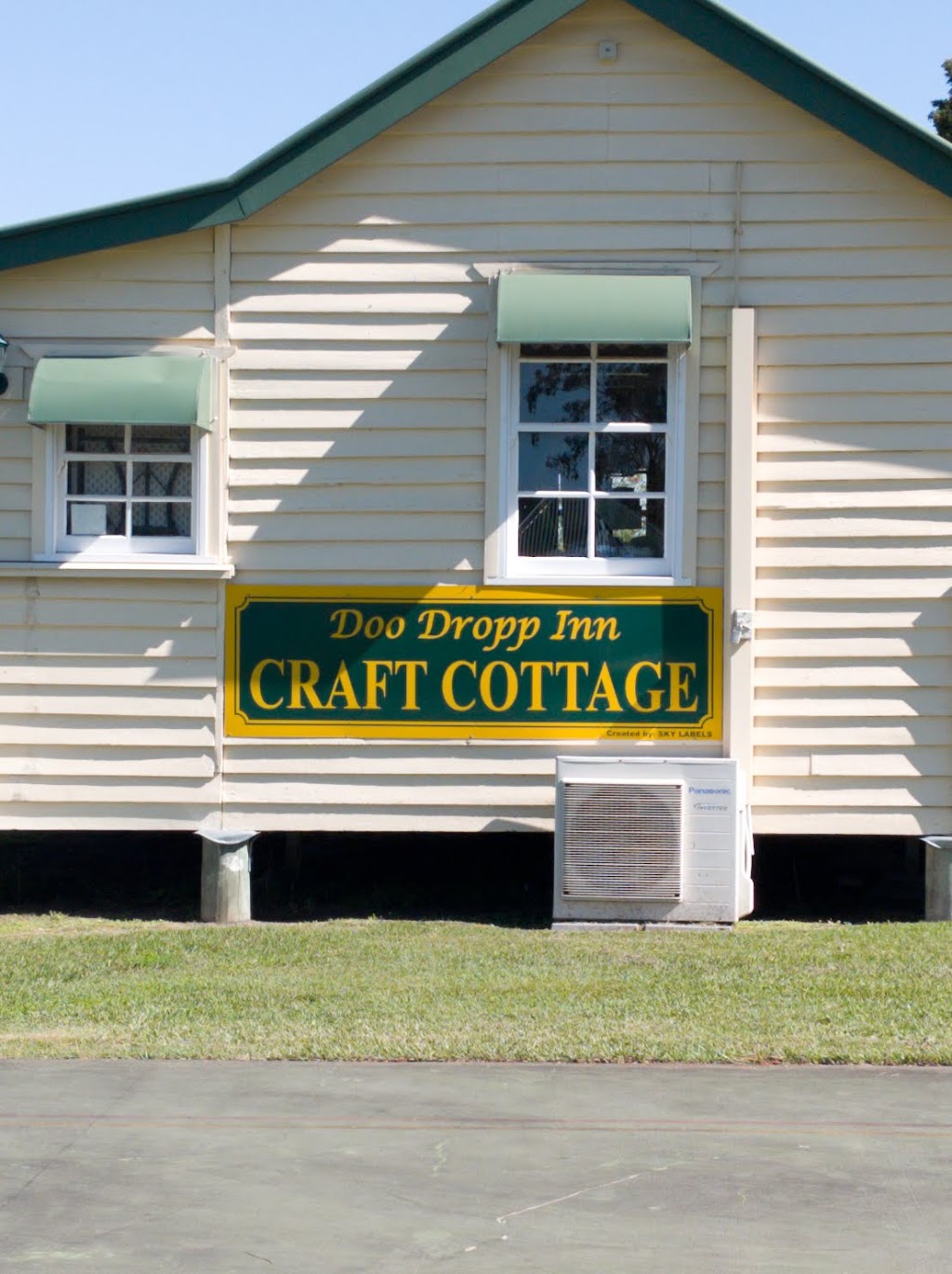 Logan Village Community Centre | 24-32 Wharf St, Logan Village QLD 4207, Australia | Phone: 0438 774 911