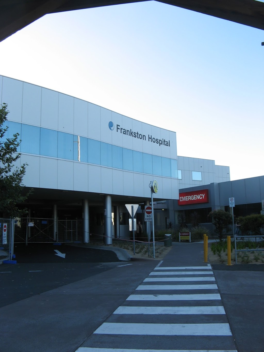 Frankston Hospital | hospital | 2 Hastings Rd, Frankston VIC 3199, Australia | 0397847777 OR +61 3 9784 7777