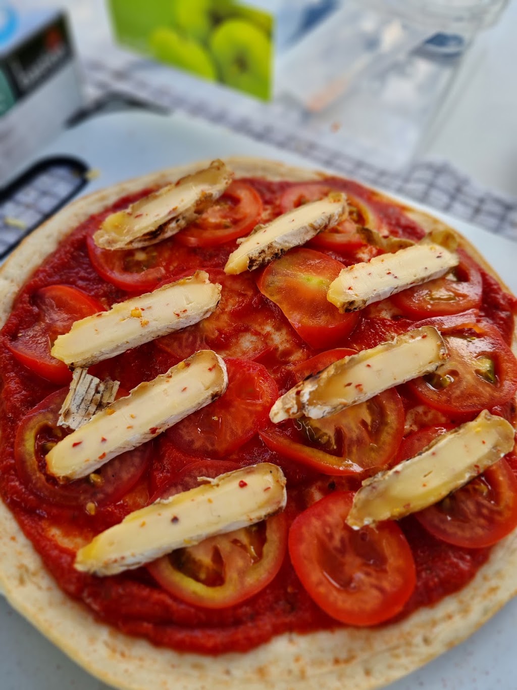 Hungry Husky Pizza | 4 Cumberland Ave, South Nowra NSW 2541, Australia | Phone: 0434 875 901