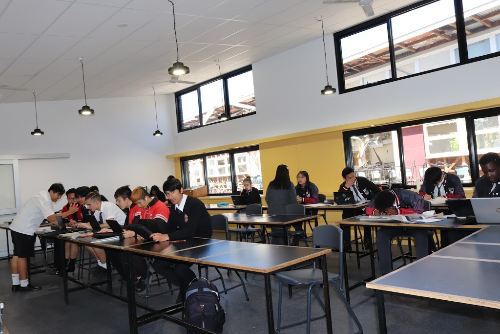 Noble Park Secondary College | school | 3 Callaghan St, Noble Park VIC 3174, Australia | 0395469066 OR +61 3 9546 9066