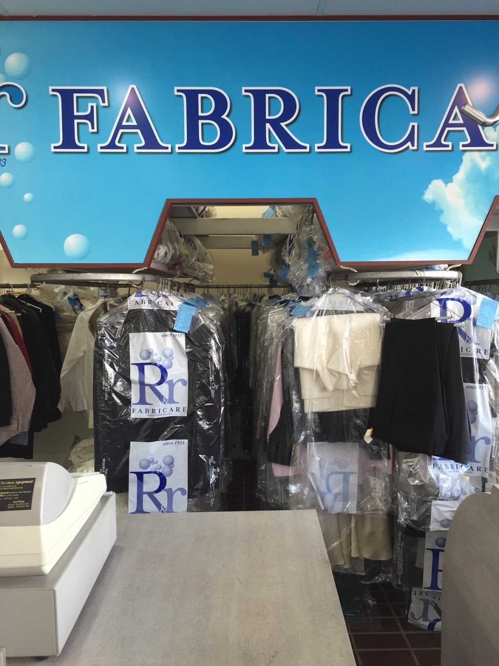 R&R Fabricare | Shop G9 Cooleman Court Shopping Centre, Weston ACT 2611, Australia | Phone: (02) 6288 2721