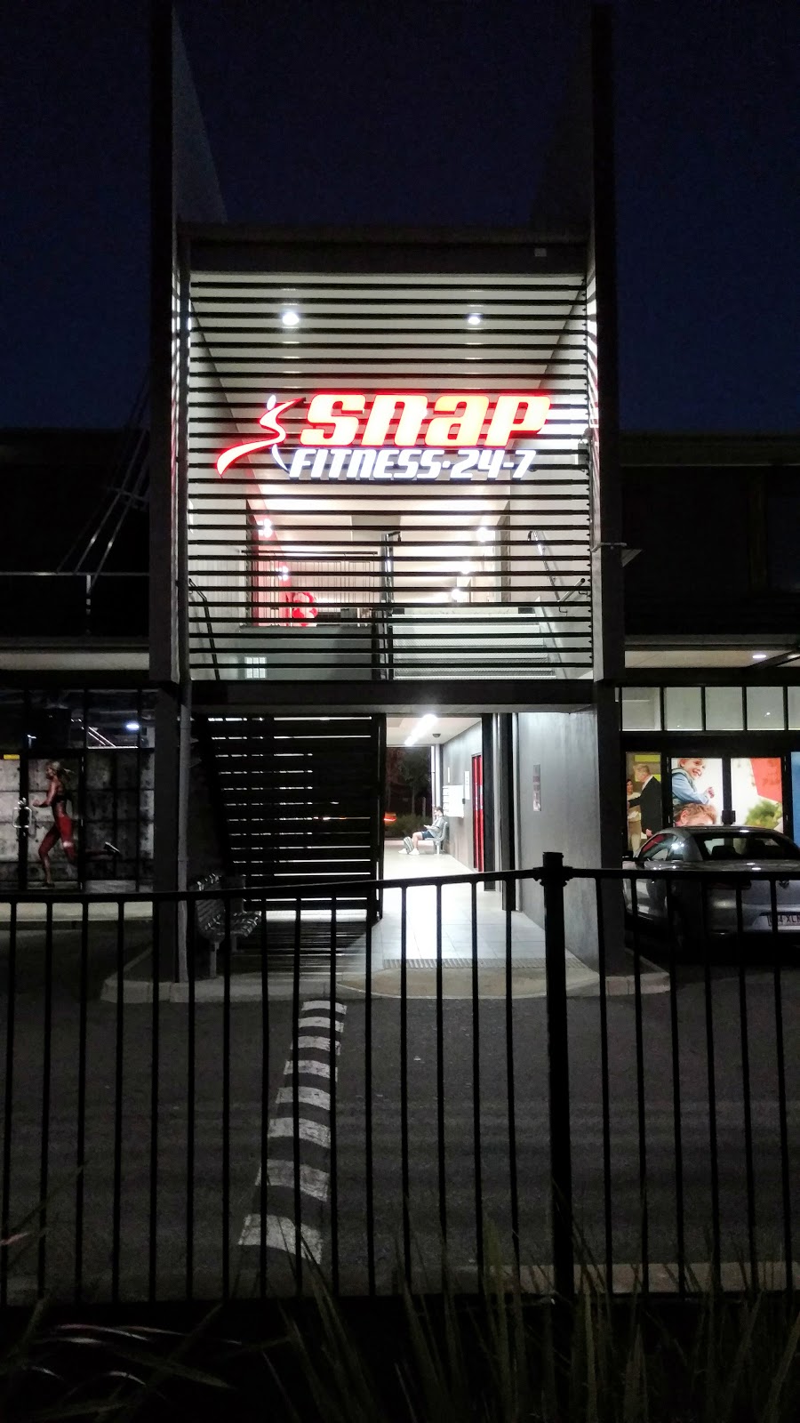 Snap Fitness Forest Lake 24-7 | gym | 200 Grand Ave, Forest Lake QLD 4078, Australia | 0452181311 OR +61 452 181 311