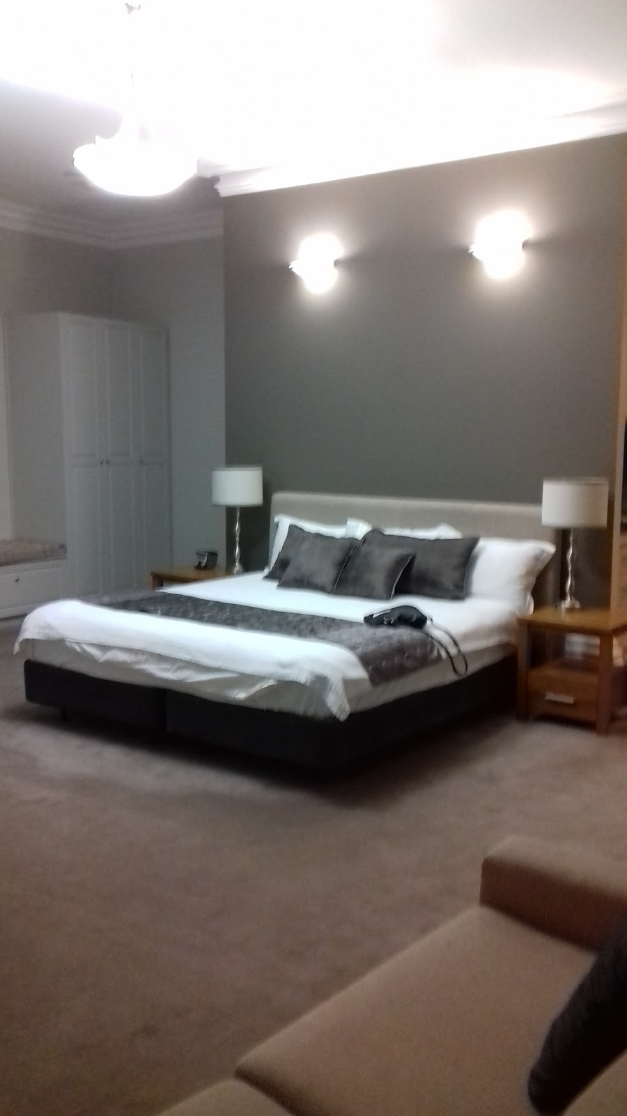 Simmers Serviced Apartments | lodging | 21 Ferguson St, Williamstown VIC 3016, Australia | 0393976234 OR +61 3 9397 6234