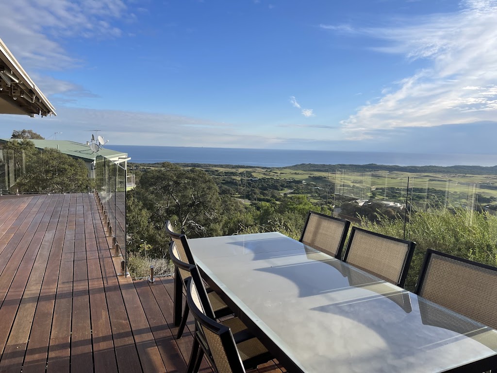 Cape Schanck Holiday Villa | 4 Farnsworth Dr, Cape Schanck VIC 3939, Australia | Phone: 0422 133 501