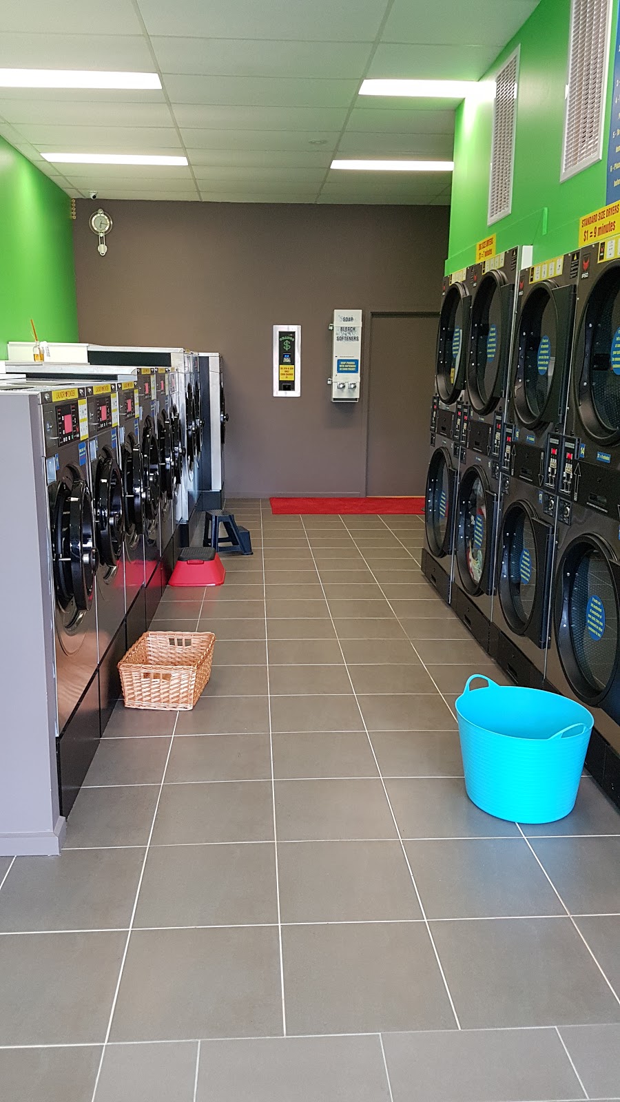 Kealba Coin Laundry | laundry | Shop 2/2-8 Stenson Rd, Kealba VIC 3021, Australia | 0370124874 OR +61 3 7012 4874