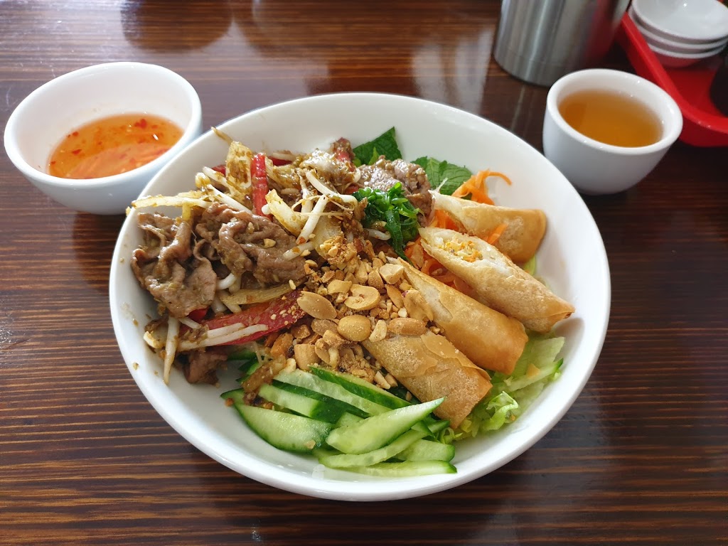 Lady Dan Authentic Vietnamese Cuisine | restaurant | 101 Burwood Rd, Hawthorn VIC 3122, Australia | 0398183777 OR +61 3 9818 3777