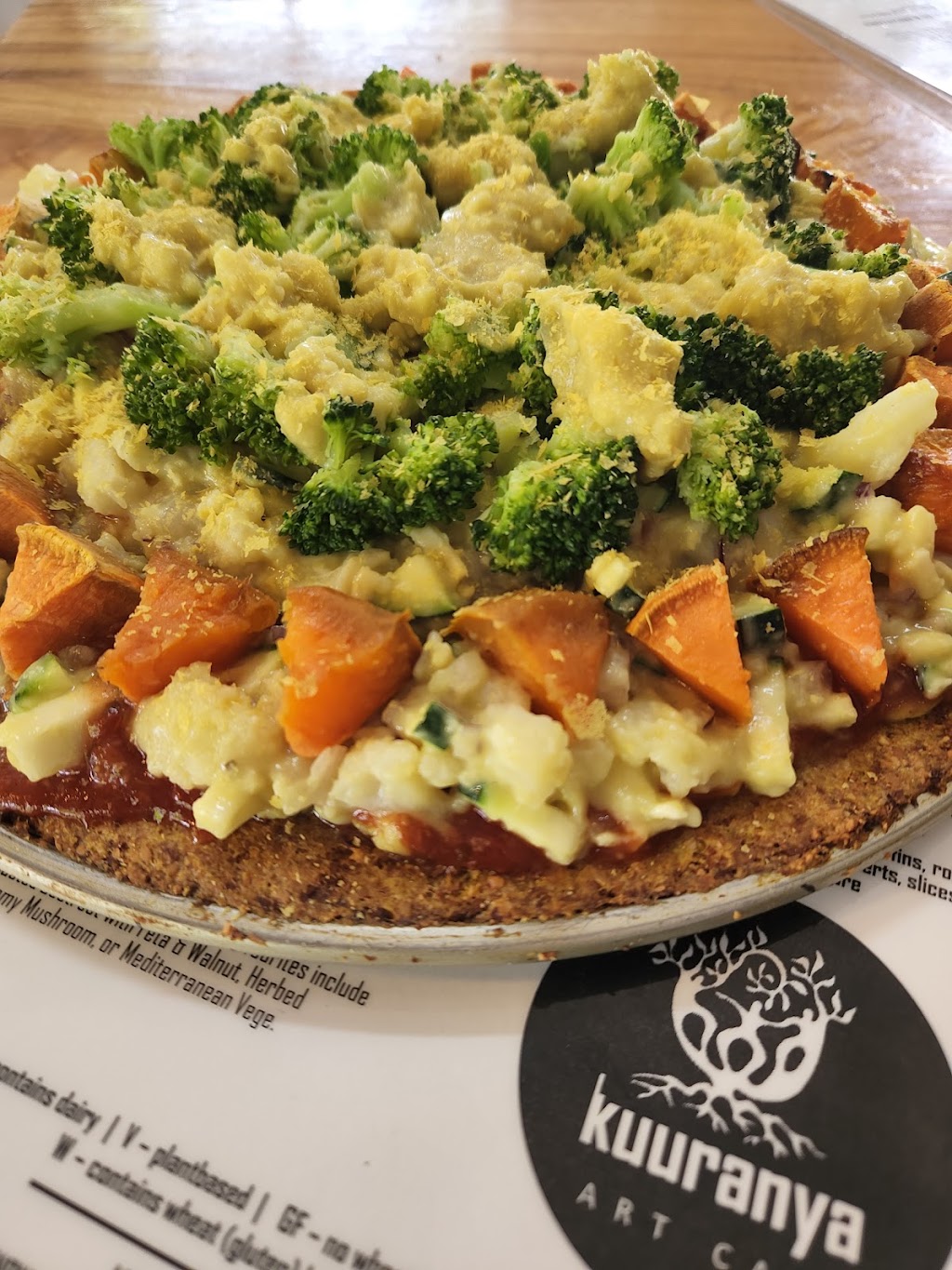 The Happy Apple Cafe | 2 Crooks Valley Rd, Crystal Creek NSW 2484, Australia | Phone: 0432 242 888