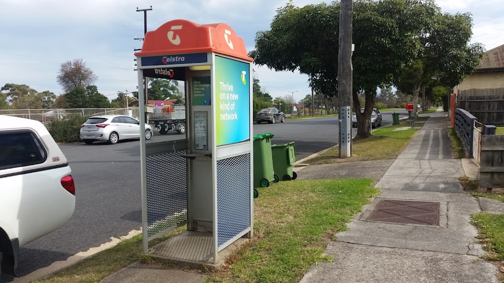 Telstra Payphone | 44 Railway Ave, Tynong VIC 3813, Australia | Phone: 1800 011 433