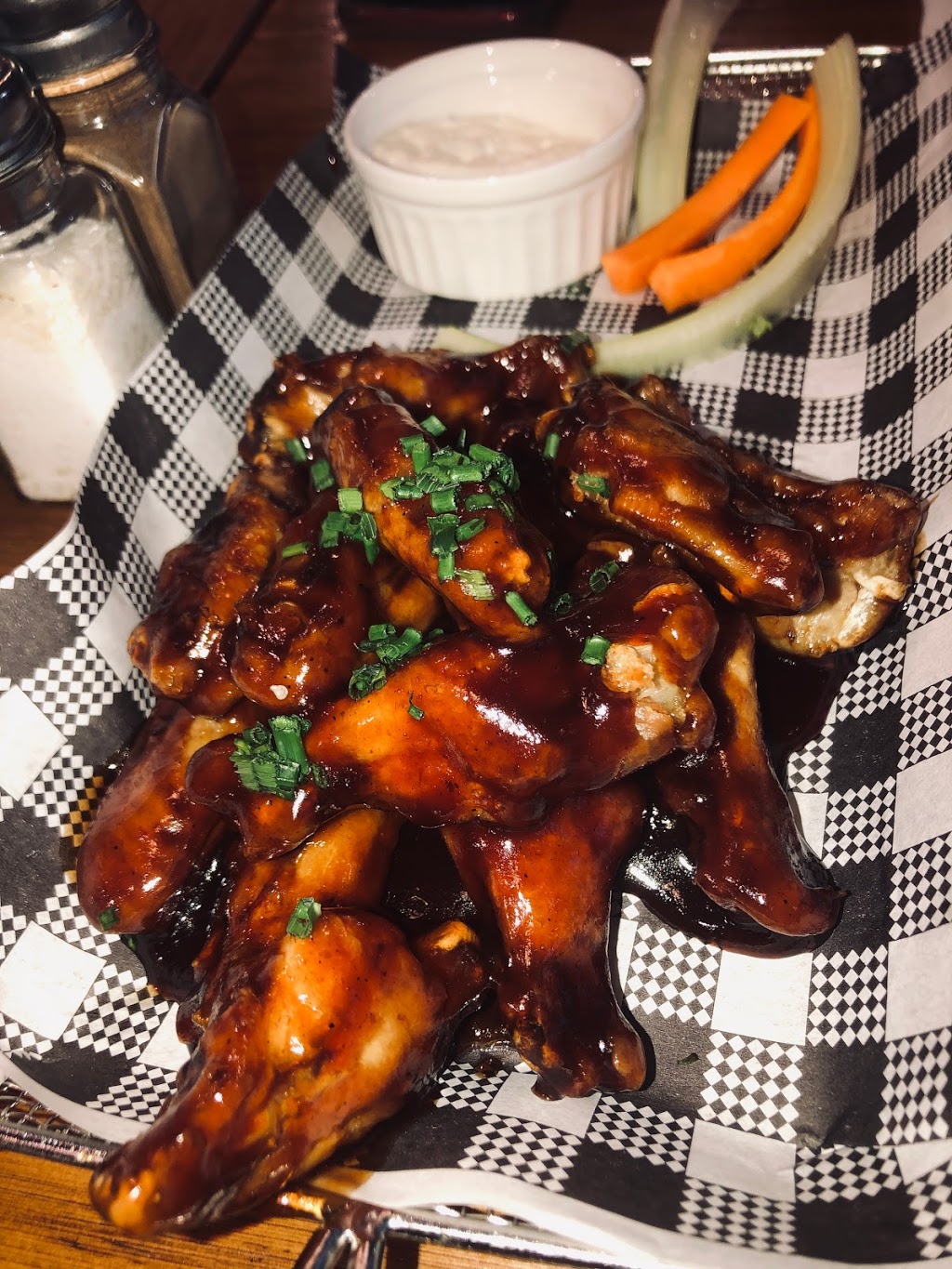 Buffalos Burgers and Wings Townsville | restaurant | Shop 167b Willows Shopping Centre, 13 Hervey Range Rd, Thuringowa Central QLD 4817, Australia | 0744483497 OR +61 7 4448 3497