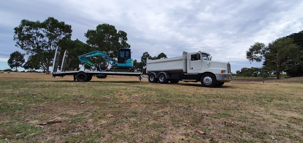 South West Dirt Solutions | 418 Henty Hwy, Hamilton VIC 3300, Australia | Phone: 0419 253 899