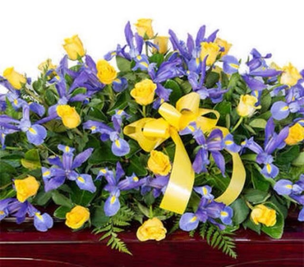 Nikodinas Flowers Pty Ltd | 112 Graydens Rd, Moorooduc VIC 3933, Australia | Phone: 0424 792 534