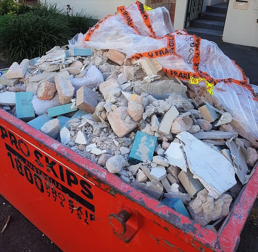 Pro Skips Australia | Skip Bin Hire Sydney | 1/373 Great Western Hwy, St Marys NSW 2760, Australia | Phone: 1800 776 754