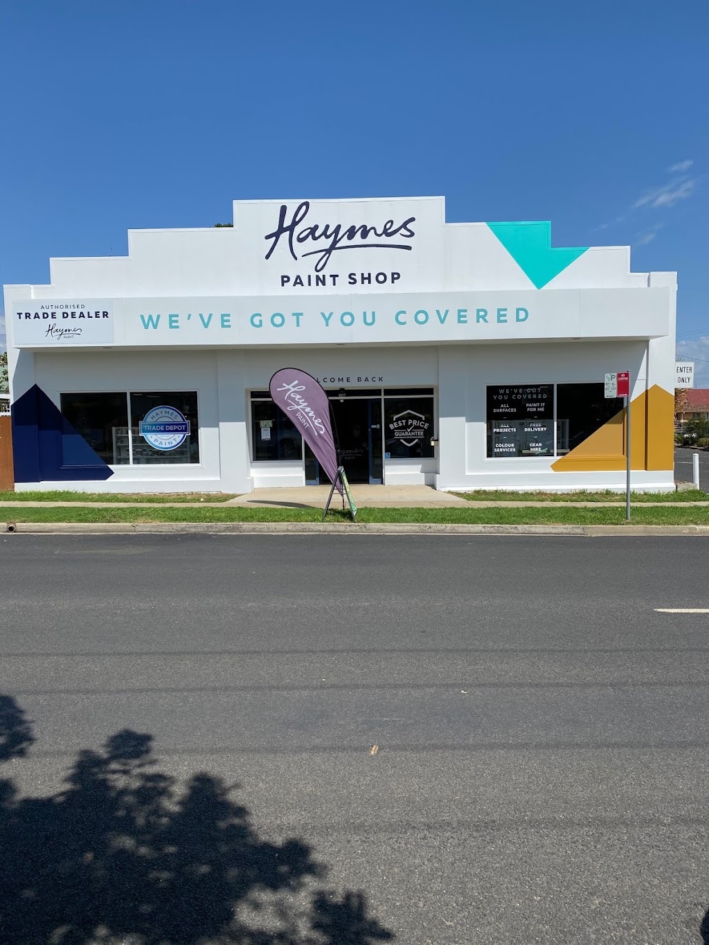 Haymes Paint Shop Armidale | painter | 114 Taylor St, Armidale NSW 2350, Australia | 0267721690 OR +61 2 6772 1690