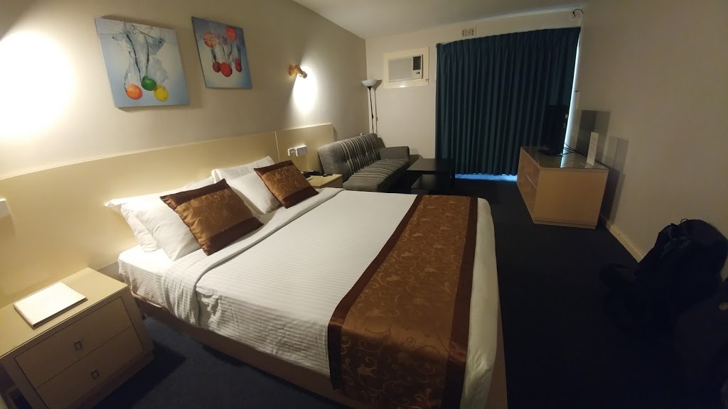 Toorak Lodge | lodging | 85 Great Eastern Hwy, Rivervale WA 6103, Australia | 0893615522 OR +61 8 9361 5522