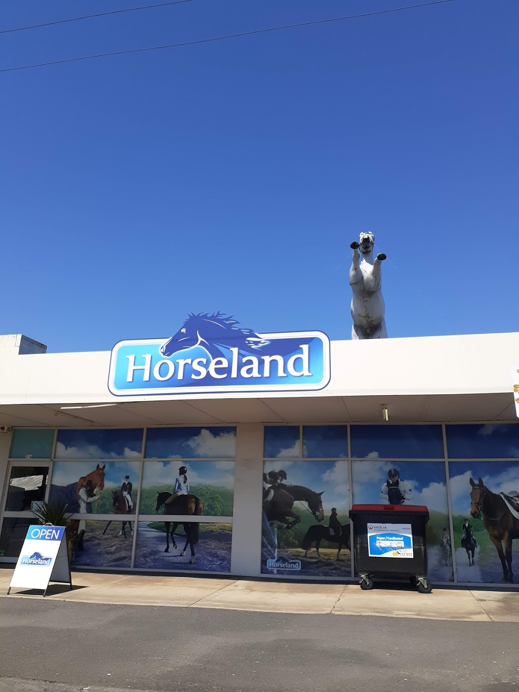 Horseland | 214 Commercial St E, Mount Gambier SA 5290, Australia | Phone: (08) 8723 4555