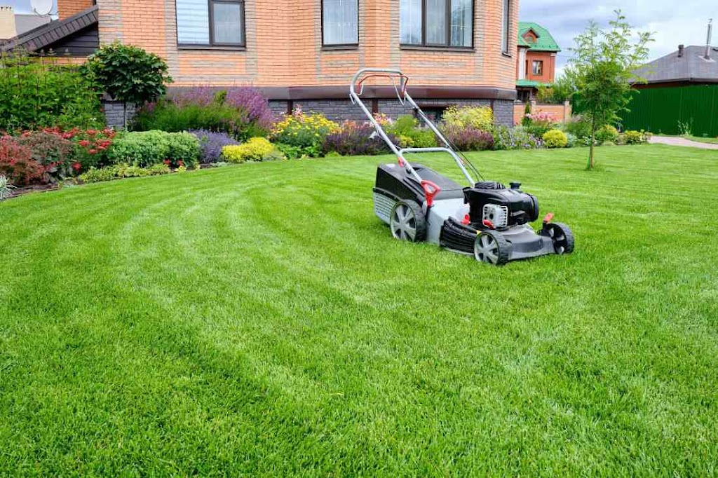 Joms Lawn Mowing | 2 Ash Ch, North Wonthaggi VIC 3995, Australia | Phone: 0478 542 484