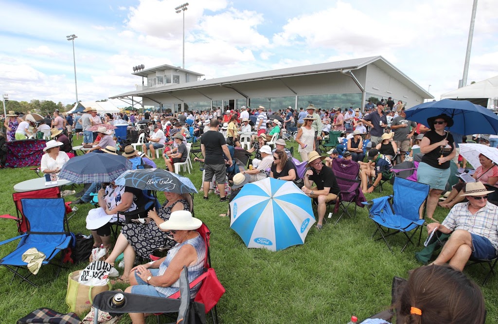 Wagga Harness Racing Club, Float Entry |  | 92 Cooramin St, North Wagga Wagga NSW 2650, Australia | 0269251600 OR +61 2 6925 1600