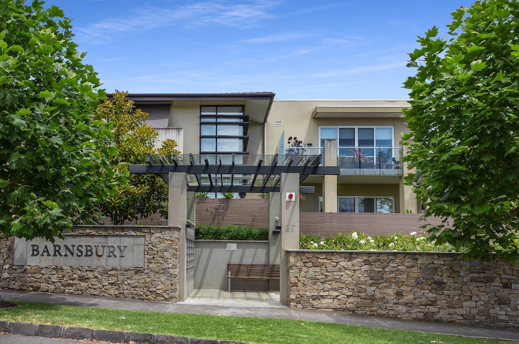 VMCH Barnsbury Retirement Apartments | 27 Barnsbury Rd, Deepdene VIC 3103, Australia | Phone: 1300 698 624