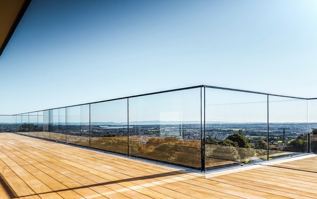 Glasstek Glazing And Security | Shop 5/20 Blackburn Rd, Ulladulla NSW 2539, Australia | Phone: 0421 318 538
