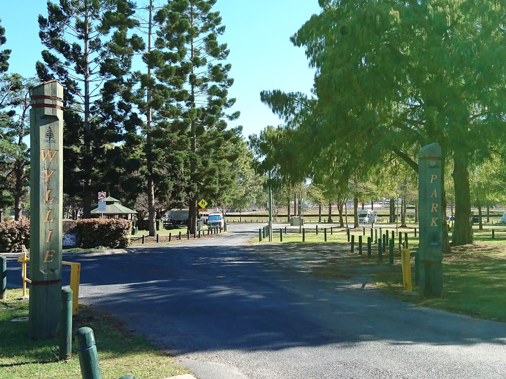 Wyllie Park | park | Gympie Rd, Petrie QLD 4502, Australia | 0732050555 OR +61 7 3205 0555