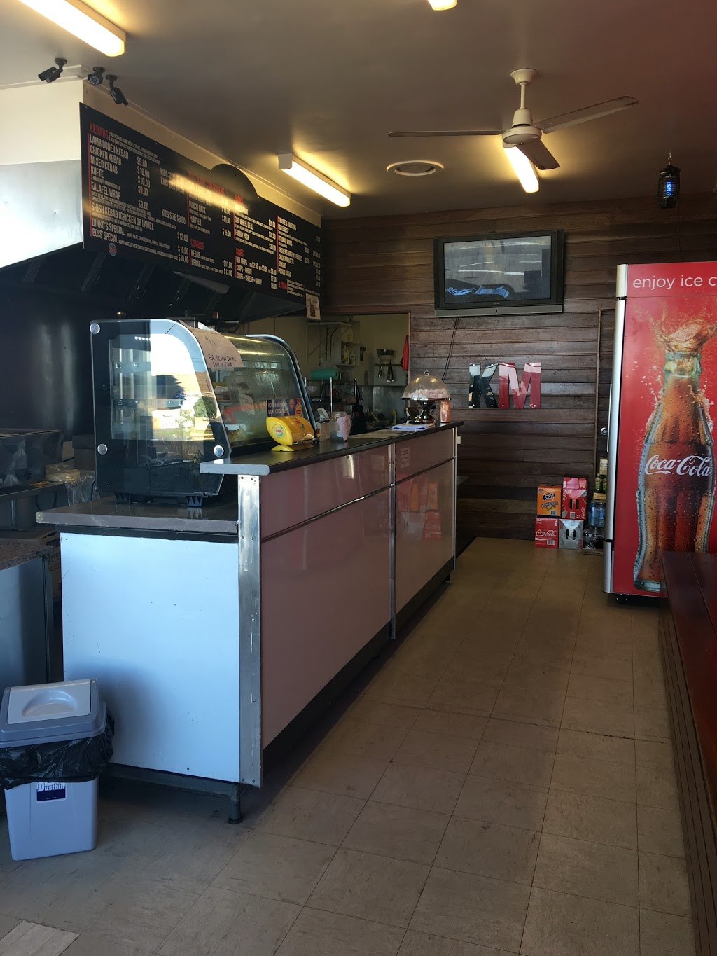 Kebabman Geelong East | meal takeaway | 170 Boundary Rd, Thomson VIC 3219, Australia | 0352486918 OR +61 3 5248 6918