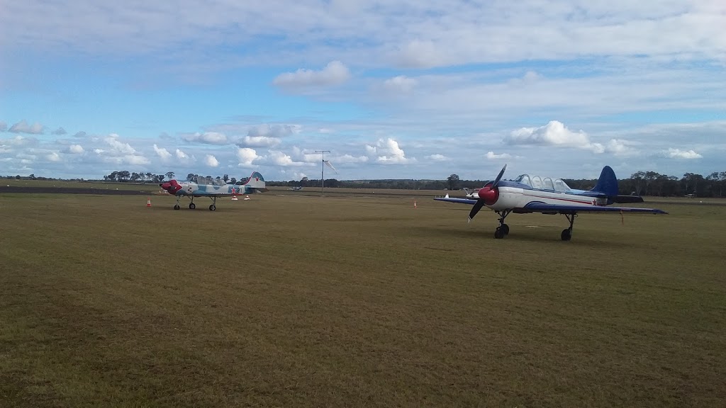 Kingaroy Airport | airport | Warren Truss Dr, Taabinga QLD 4610, Australia