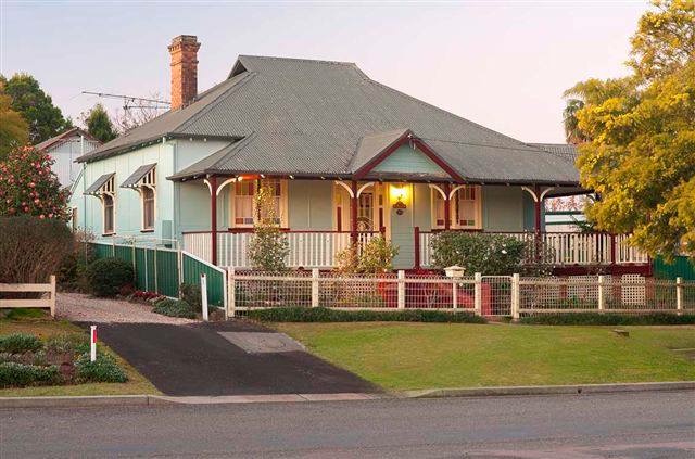 Curlew Cottage | lodging | 83 Hooke St, Dungog NSW 2420, Australia | 0411231061 OR +61 411 231 061