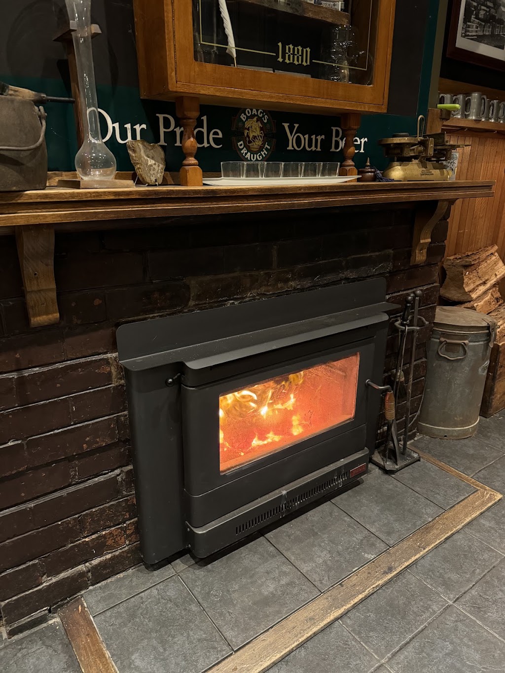 Bar @ The Exchange Beaconsfield | 141 Weld St, Beaconsfield TAS 7270, Australia | Phone: (03) 6383 1410