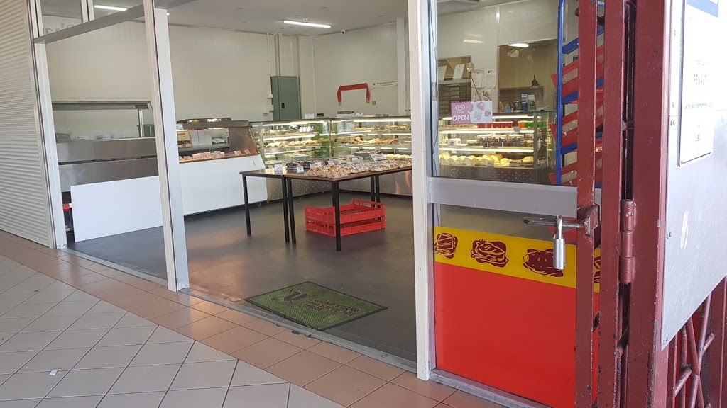 Lions Bakery | bakery | Shop 4/108 Princess Rd, Balga WA 6061, Australia | 0892073322 OR +61 8 9207 3322