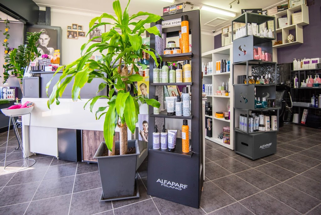 Studio 44One | hair care | 441 Gaffney St, Pascoe Vale VIC 3044, Australia | 0393797964 OR +61 3 9379 7964