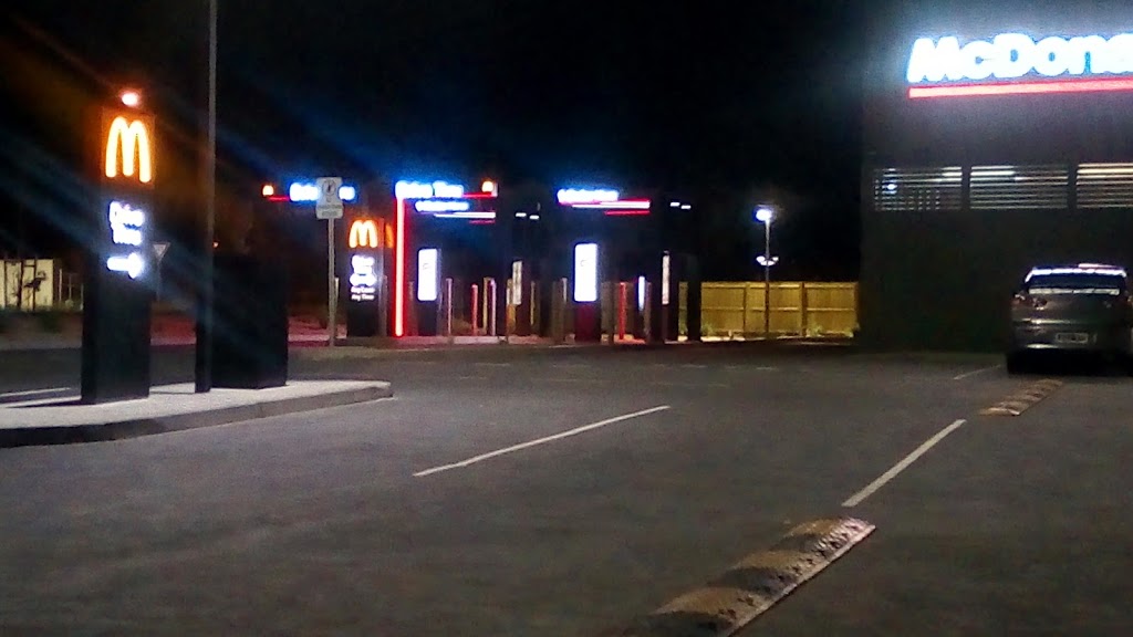 McDonalds Amstel | 1 Silver Banksia Boulevarde, Cranbourne VIC 3977, Australia | Phone: (03) 5992 8400