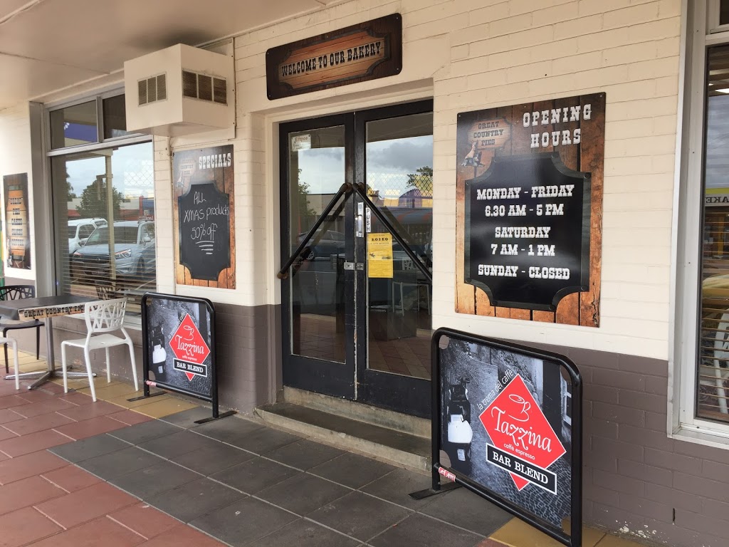 Great Country Pies Oakey | bakery | 107 Campbell St, Oakey QLD 4401, Australia | 0746912999 OR +61 7 4691 2999