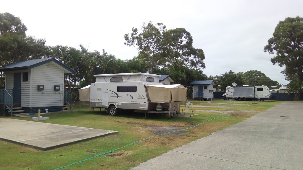 Lazy Acres Caravan Park | 91 Exeter St, Torquay QLD 4655, Australia | Phone: (07) 4125 1840