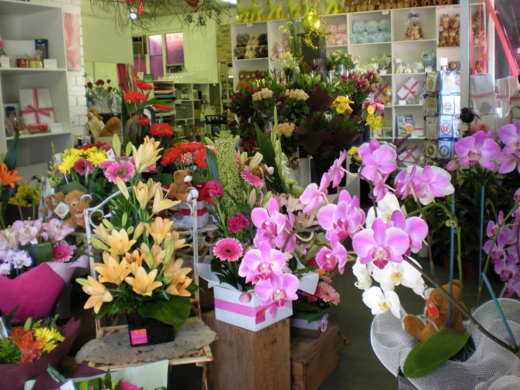 Beeline Deli | florist | 89 Flinders St, Yokine WA 6060, Australia | 0894444330 OR +61 8 9444 4330