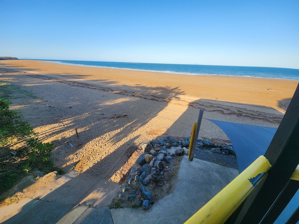 The Clubhouse - Sarina Beach | 2A Owen Jenkins Dr, Sarina Beach QLD 4737, Australia | Phone: 0417 980 289