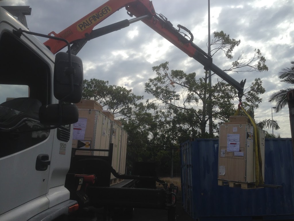 Crane Truck Hire & Transport Services - On The Move Transport -  | 24 Renfrew Dr, Highland Park QLD 4211, Australia | Phone: 0422 146 659