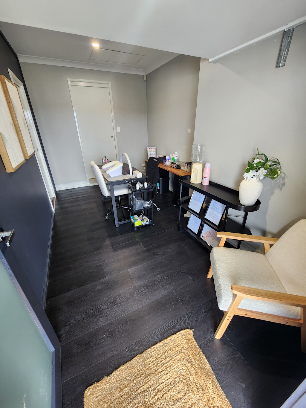 Nail Nook | 10 Dollarbird Ln, Cooranbong NSW 2265, Australia | Phone: 0432 535 608