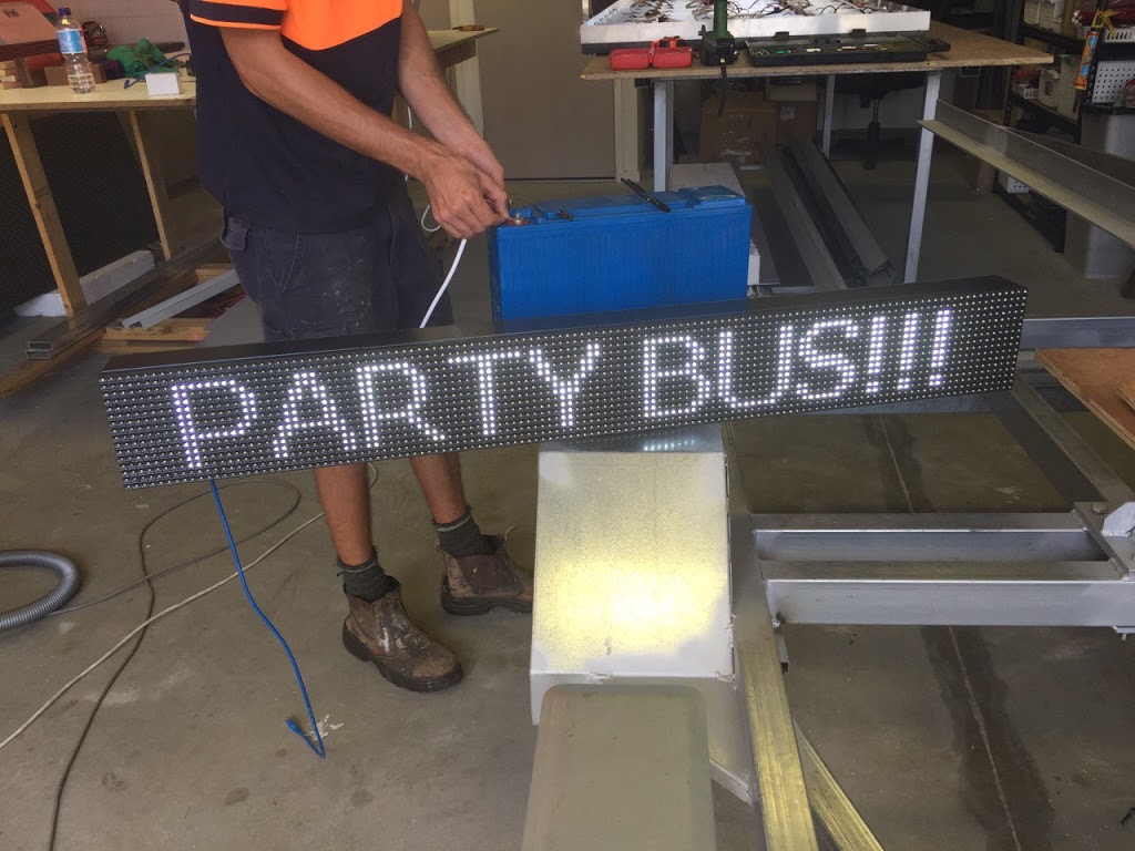 LED Ur Sign | 46 Boothby St, Kedron QLD 4031, Australia | Phone: 0409 592 692