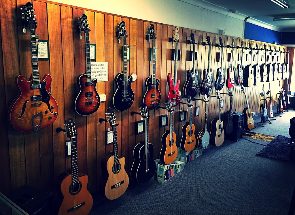Chapmans Guitars and Music | electronics store | 95 Glenroi Ave, Orange NSW 2800, Australia | 0253531227 OR +61 2 5353 1227