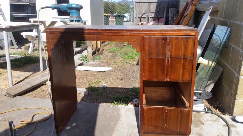 Glen Carroll Furniture Repairs | 10 Calvert St, Rokeby TAS 7019, Australia | Phone: 0407 054 763
