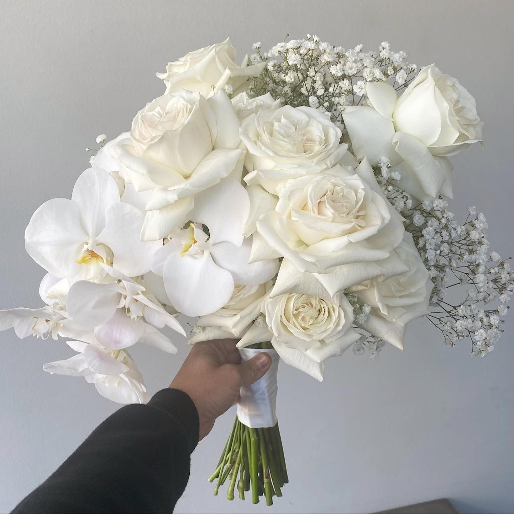Flower & Co Boutique | Polding St, Smithfield NSW 2164, Australia | Phone: (02) 8730 8402
